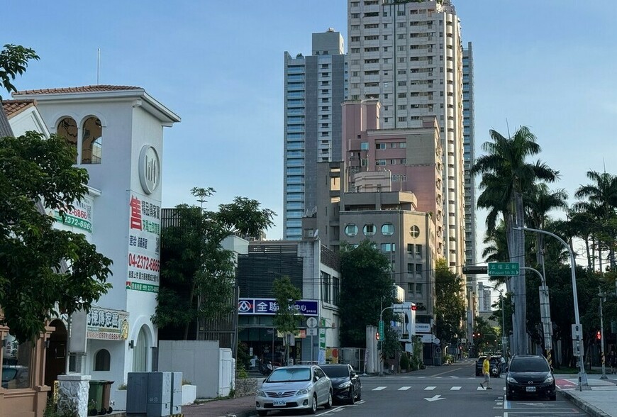 40歲想貸40年買房？銀行「75歲天花板」曝光 專家警告：即使月收24萬也難過關