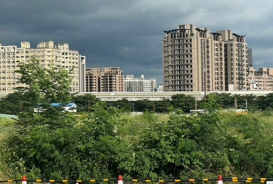 我想有個家！當房間小到輪椅轉不過彎　專家警告：高齡地雷屋正吞噬下一代