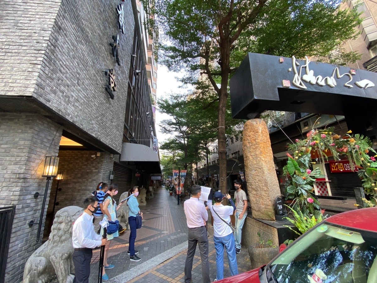 住進殼裡卻丟了人生？「房奴世代」的血淚真相：我們用尊嚴換頭期款