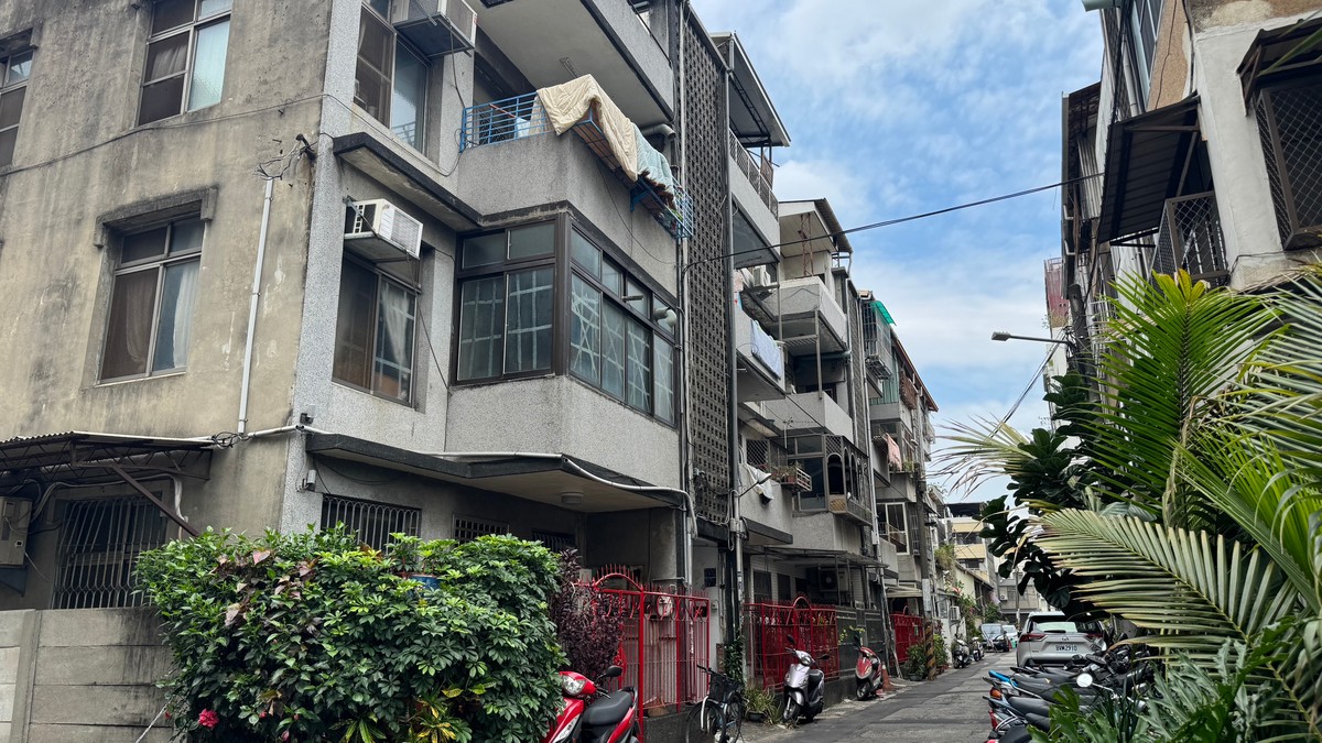 透天佔地糾紛引爆求償戰!買方怒控前屋主、房仲隱瞞實情 | M傳媒