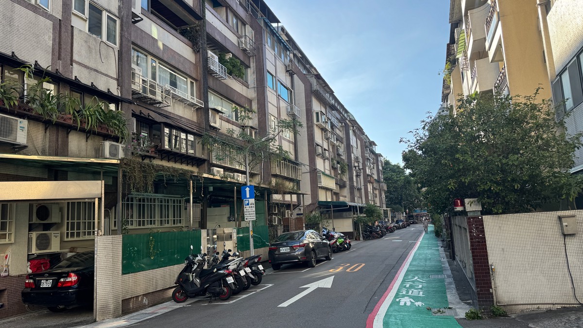 台北長居「蝸」!三代同堂比例5年暴跌近6%,獨居銀髮族攀升 | M傳媒