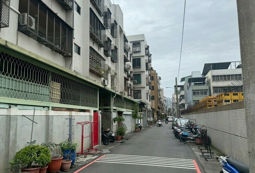 整棟16戶，只有12戶在分攤電費，剩下那幾戶20年都沒繳，這樣合理嗎？ | M傳媒
