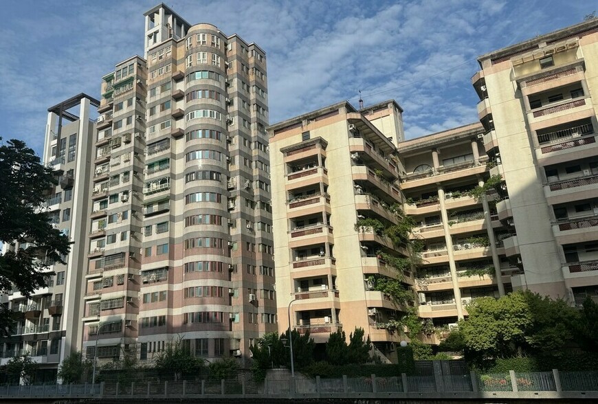 用「二類謄本」低成本開發屋主，社區住戶收信收到手軟| M傳媒