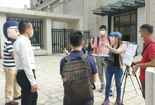 「你買的房子開始跌了喔！」親人一句話，讓許多購屋族沉默的房產尷尬 | M傳媒