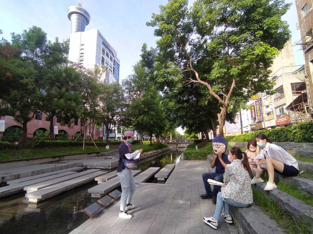 國立大學碩士又怎樣？五十歲前沒還清房貸 只能做保全還貸款？ | M傳媒