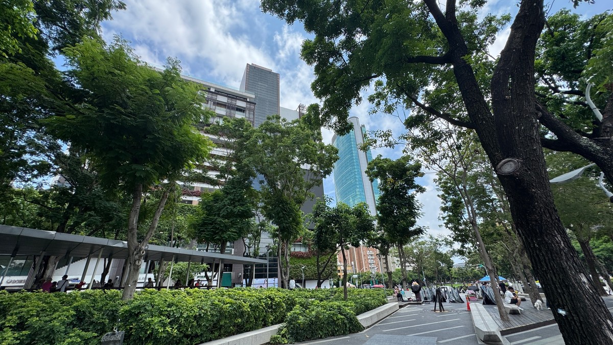 限貸令不是規定錢不能進房市嗎？怎麼銀行還主動教我繞道投資？| M傳媒