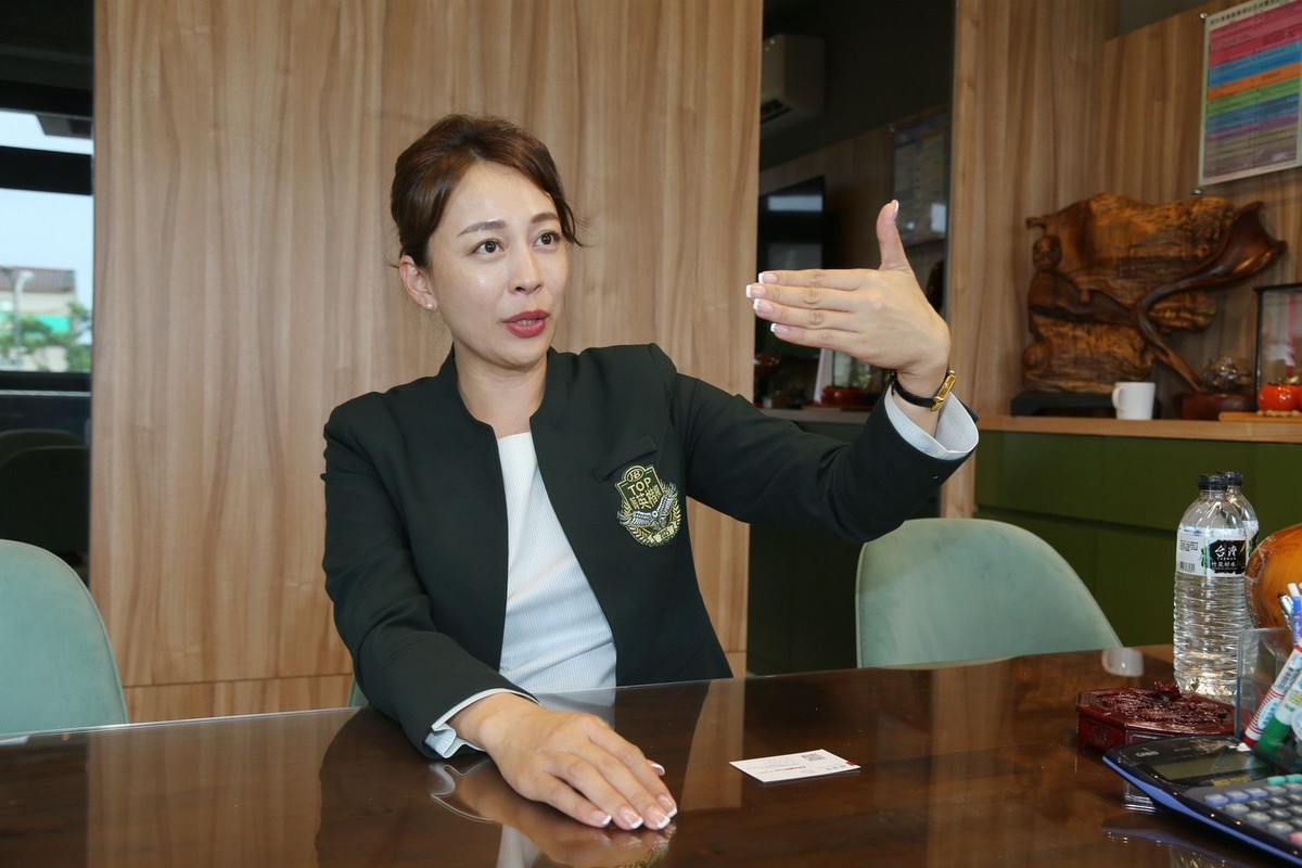 單親媽買房心聲：開門就看見媽媽在等你 房仲淚揭「成交背後的人性課」 | M傳媒