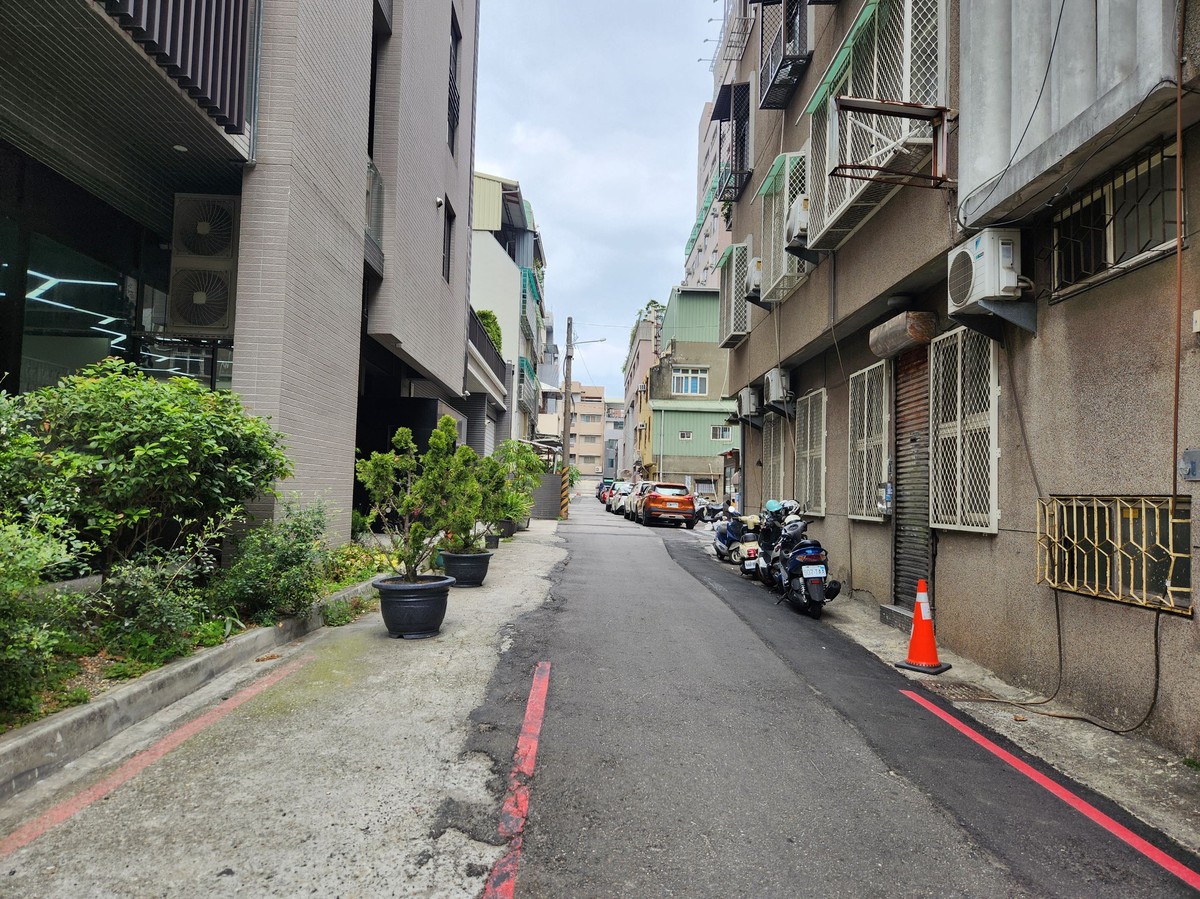 自由業買房是奢望？他嘆：連信用卡都辦不過，房貸像遙不可及的夢 | M傳媒