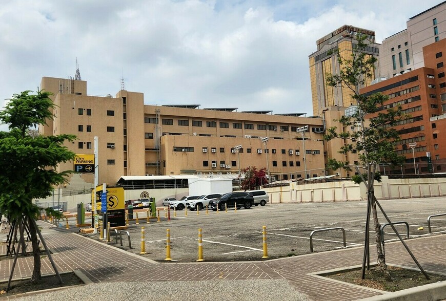 病榻前的財務覺醒：賣房變現2000萬，他為何選擇「租房過日子」| M傳媒