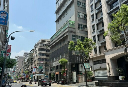 代銷業驚現「做一休一」求生 業者嘆：每開門一天燒六位數 | M傳媒