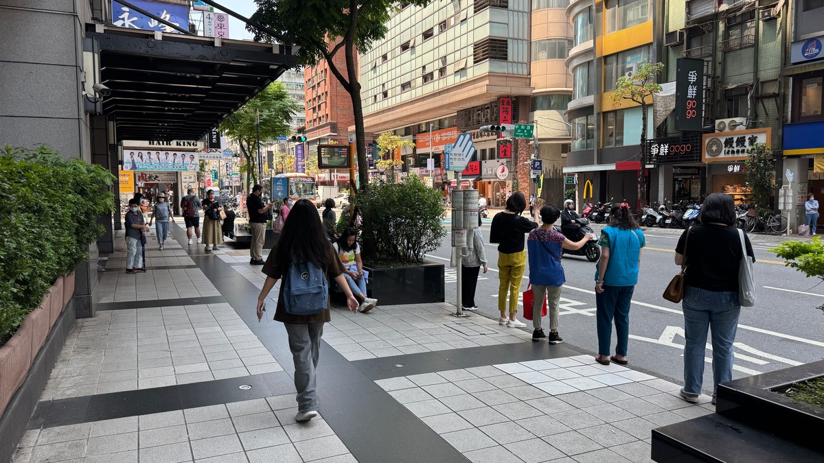 內湖房東擁四房、都更換新屋！網驚呼：原來錢只是「換個地方存」 | M傳媒