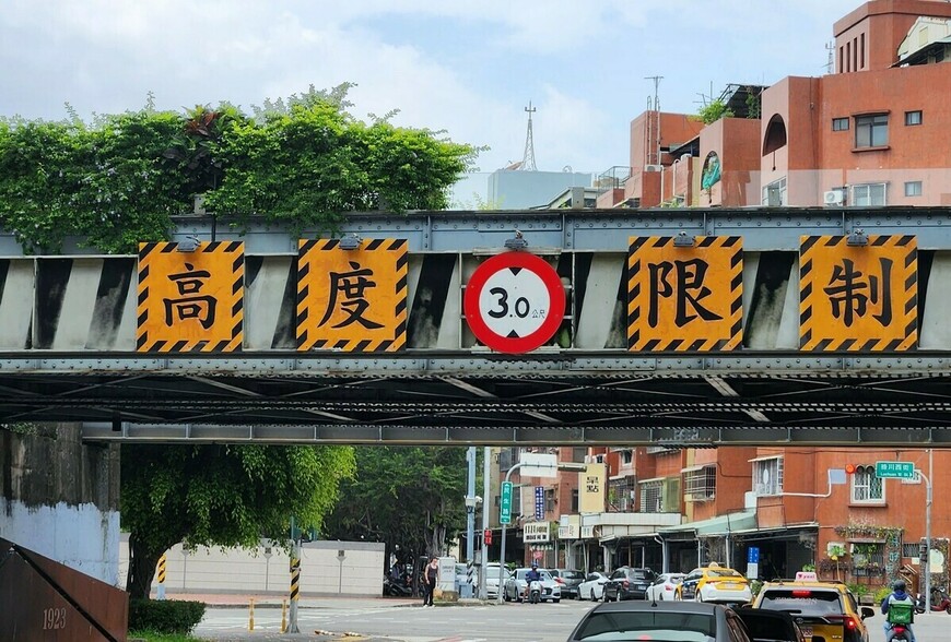 房價跌你是在爽什麼？嗆辣貼文掀房市「酸民心理學」：跌價你也買不起，爽在哪？ | M傳媒