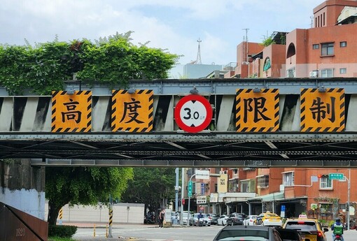 房價跌你是在爽什麼？嗆辣貼文掀房市「酸民心理學」：跌價你也買不起，爽在哪？ | M傳媒