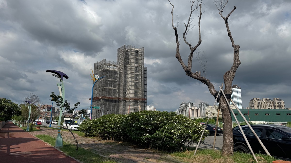 海景第一排牆壁「會流汗」電器狂報銷　住戶：這不是住的浪漫！ | M傳媒