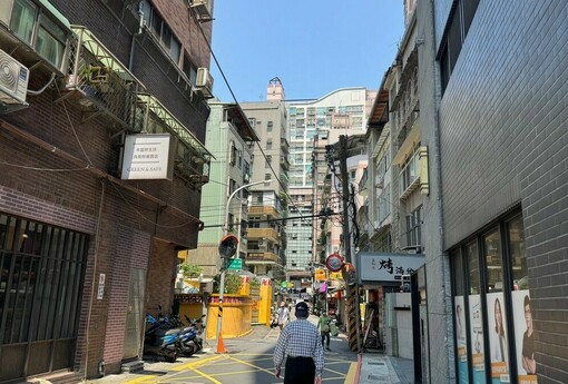 「牆壁破損別修！」誠實仲介勸屋主：揭露瑕疵比修飾更重要，竟成最省心賣房法？ | M傳媒