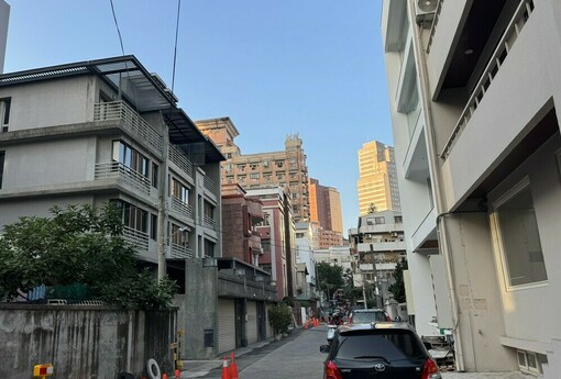 第一線仲介吶喊：成交不了不是不努力，是屋主「想要價」快把我們餓死 | M傳媒