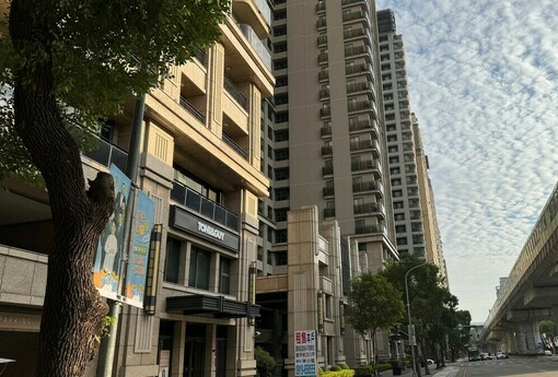 央行「軟中帶硬」箝住建商咽喉：一場看不見降價底線的耐力賽開跑 | M傳媒