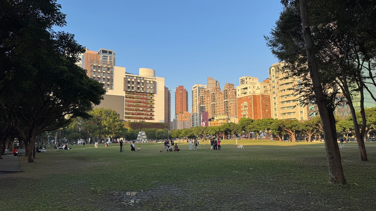 「2026不會更慘了！」代銷雙雄翻多宣言：讓利換量、5兆熱錢，房市準備止血？ | M傳媒