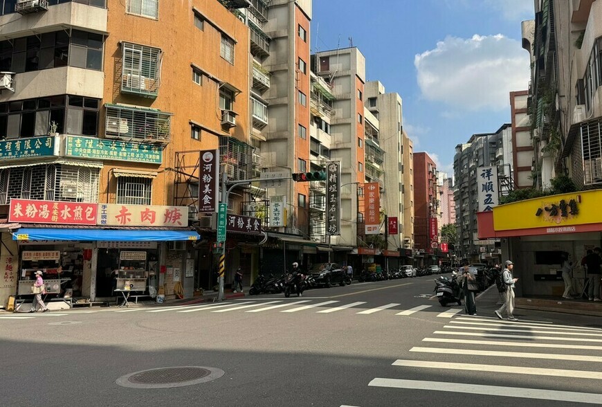 月繳房貸不如及時行樂？年輕世代購屋邏輯 掀網友議論  | M傳媒