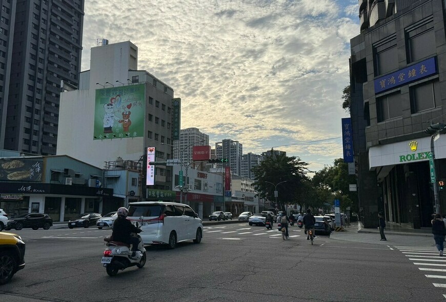 賣厝阿明｜從「客廳即工廠」到「車上即公司」的居住崩壞警訊 | M傳媒