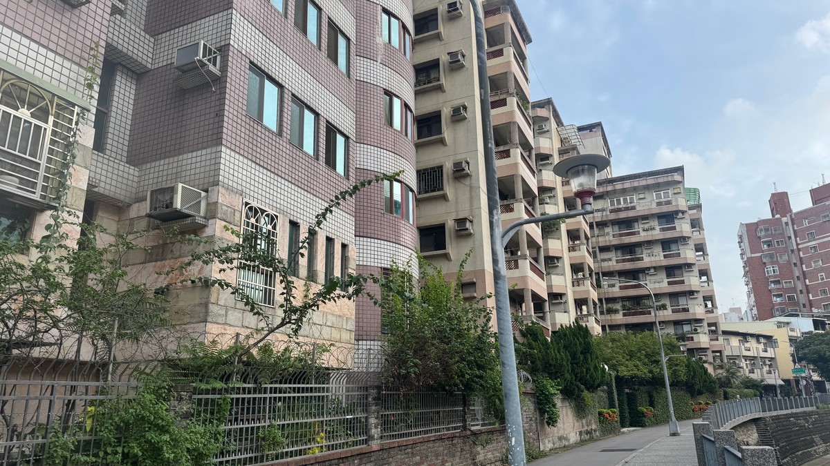 老公寓變「毒藥」？市場一面倒，專家揭大樓買不膩的真相！| M傳媒