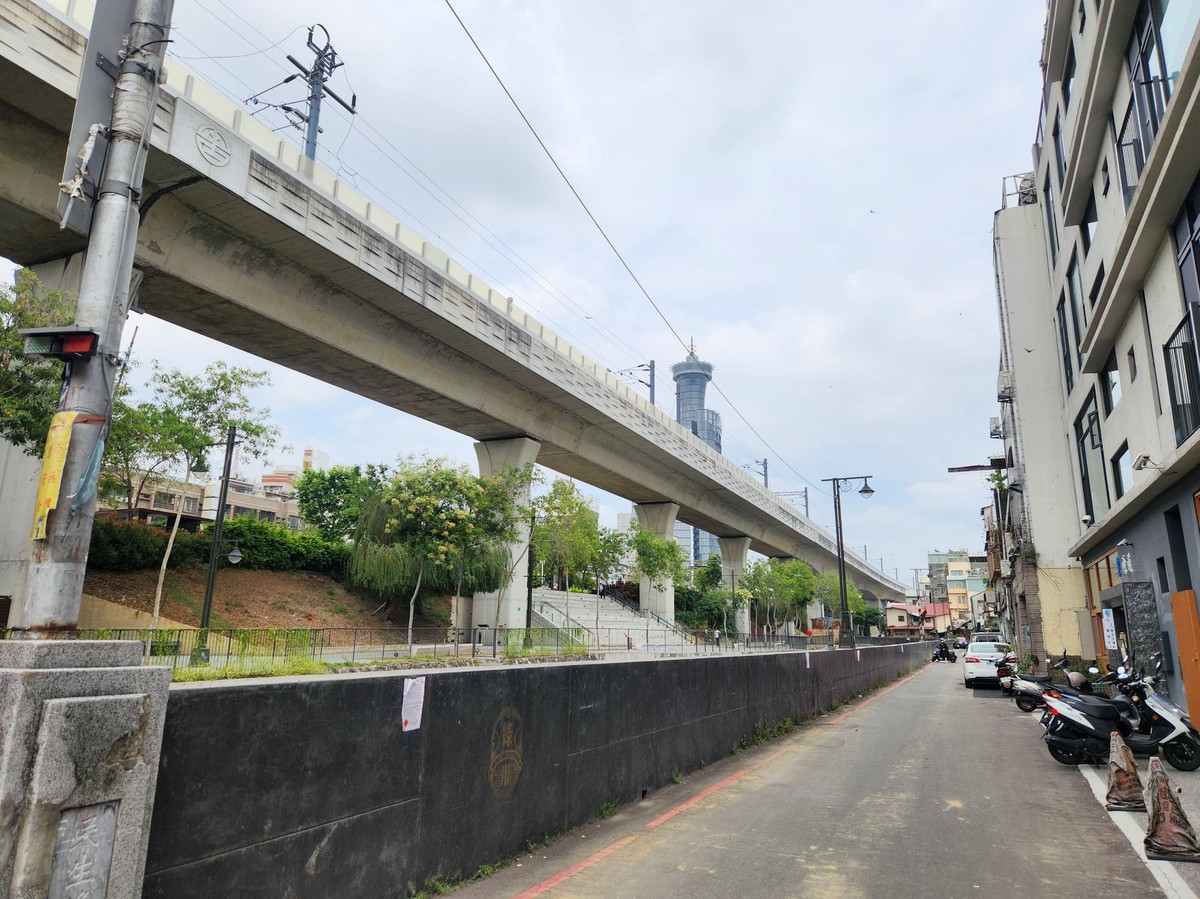 不該成為漲價藉口！彭啟明：砂石車裝GPS是基本成本　碳費對房價影響近乎零 | M傳媒