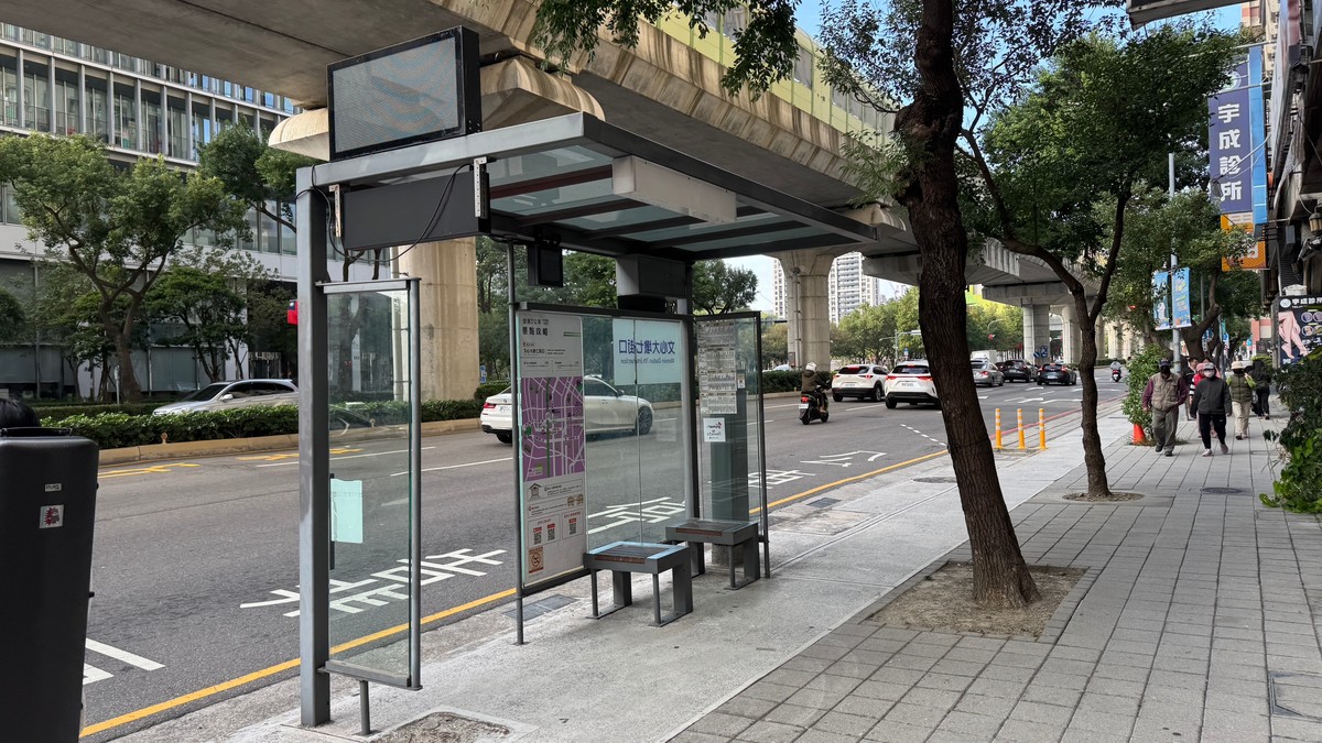 40歲家庭財務拉鋸戰：該「存股」還是「衝買房」？ | M傳媒