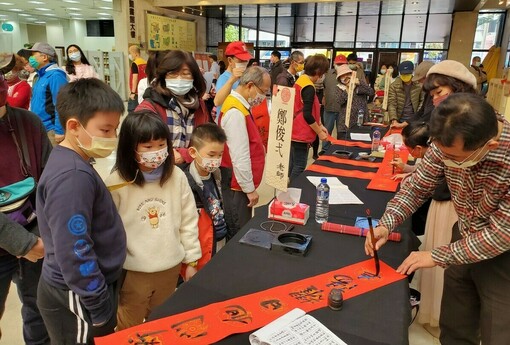 馬上好運來！中市文化場館1/24起送春聯迎新春