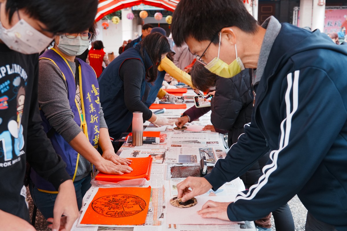 免費索取春聯年畫 台中孔廟駿馬呈祥迎春揮毫1/31登場