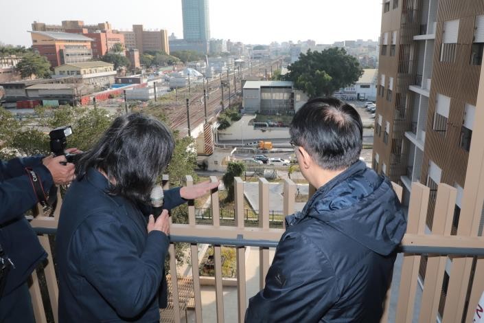 台南社宅指標「宜居小東」反應熱烈　3150人申請搶租376戶  市長開箱盼讓民眾盡快入住