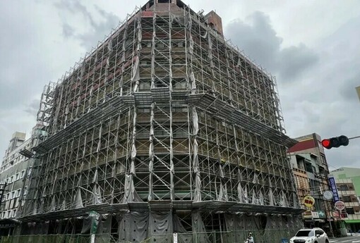 台南來亞大樓列危樓 拆除工程春節後展開 市府先行墊付4000萬