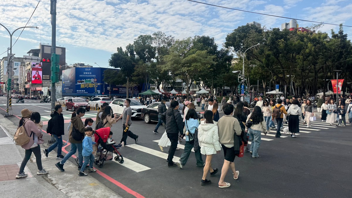 房市生存遊戲：A級VIP爽拿隱藏優惠，B級精算等降價，C級玩家怒吼「不買最大」