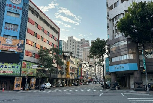 經濟與房市背離的警示：全台房市成交創九年新低，結構性分化成新常態