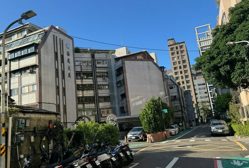 價格打6折也沒用!北市老公寓一年慘跌7%,為何被現代人「集體拋棄」?