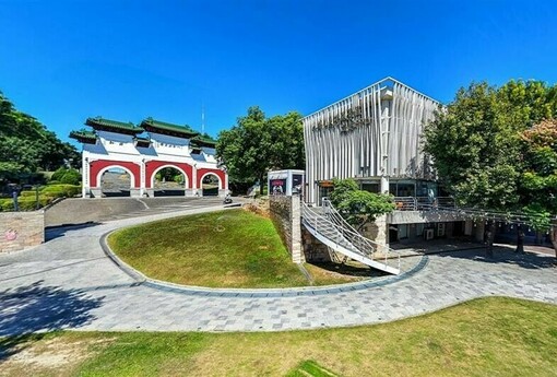 八卦山大佛風景區遊客中心、1895八卦山抗日保台史蹟館、彰化縣旅遊服務中心及彰化縣自然生態教育中心共4處 春節假期營運時間