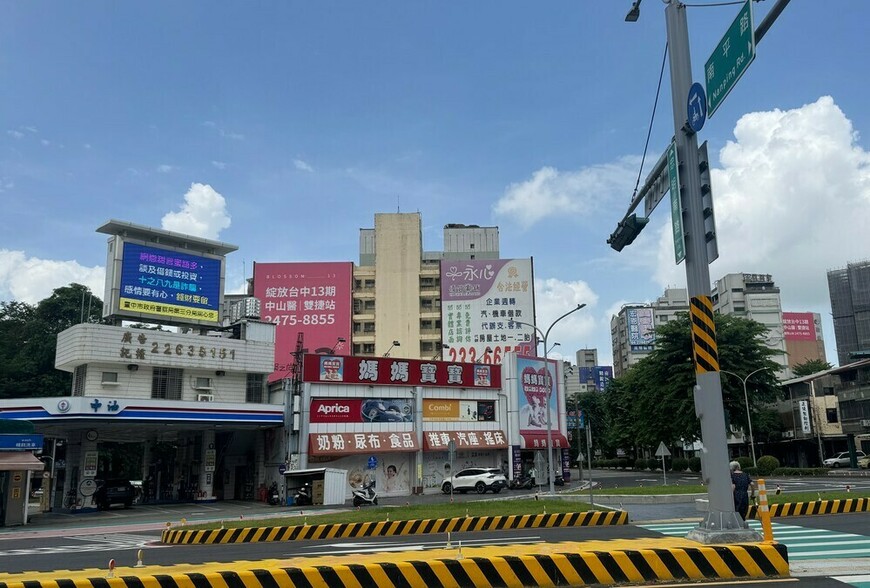 銀行說「不買產品就貸不到8成」？現在房貸的潛規則，比你想的還現實