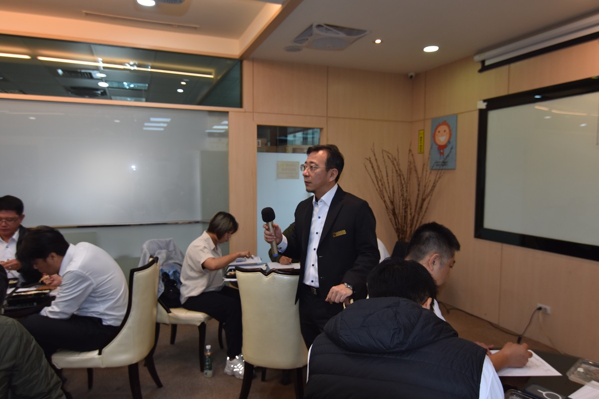 高房價卡死生育？山哥直指更深的病根：沒有「安心的家」，哪來養育的勇氣？