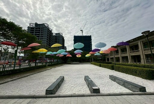 今年過年，比買方更焦慮的是建商 資金吃緊、交屋潮逼近、年節看屋失靈，三大壓力籠罩房市