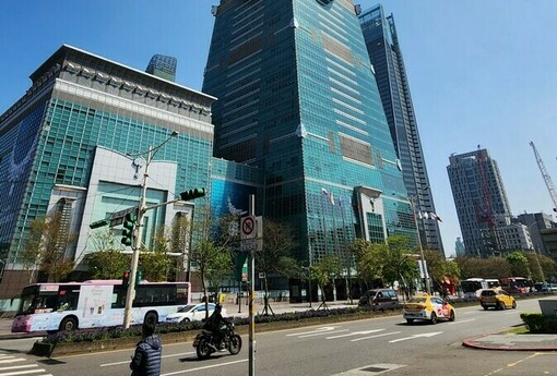 兩岸房市差在哪？一邊是跳樓大拍賣，一邊是ICU剛出來