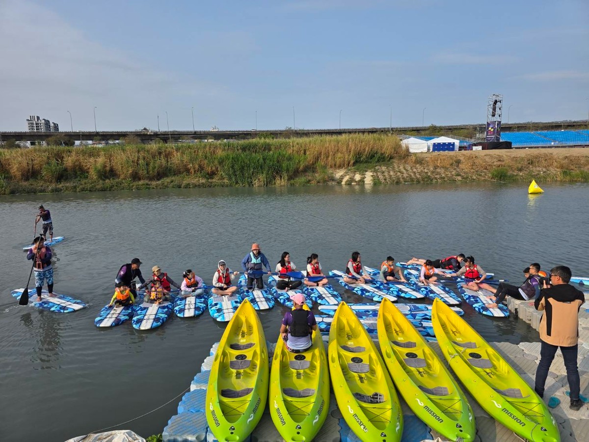 2026南投燈會首創SUP燈區 白天玩漿夜賞燈