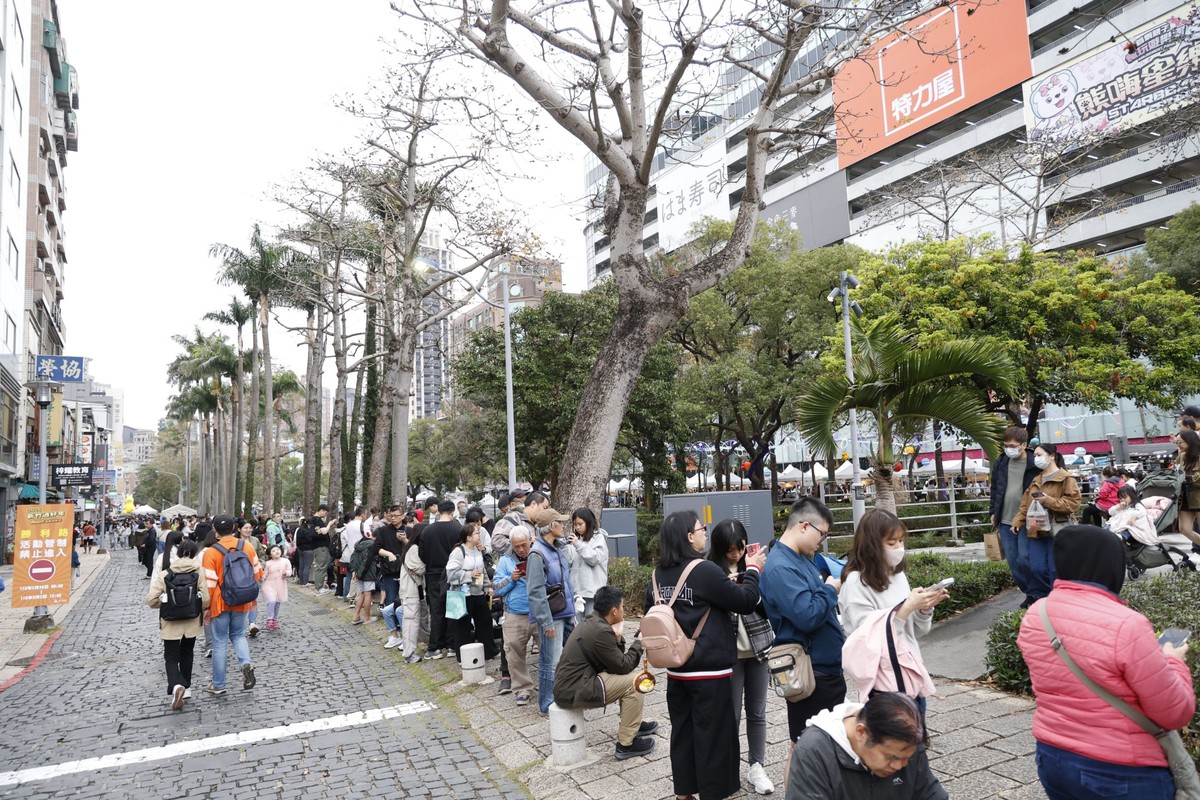 「2026新竹過好年」元宵晚會登場 高虹安市長與RODY跳跳馬陪市民嗨翻元宵夜