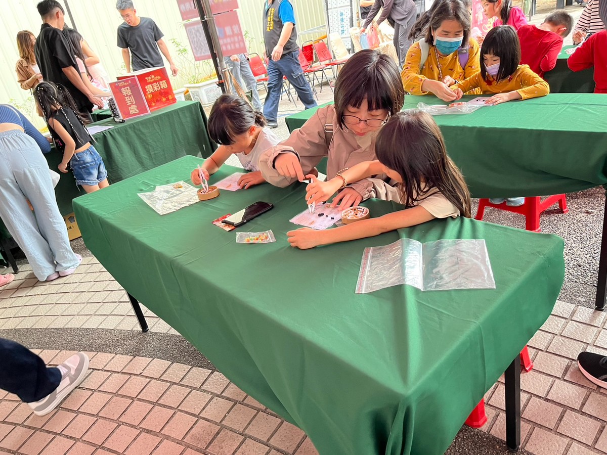 慶元宵! 台中大里中興商圈「杙仔親子樂 」登場 拼創意、抽好禮