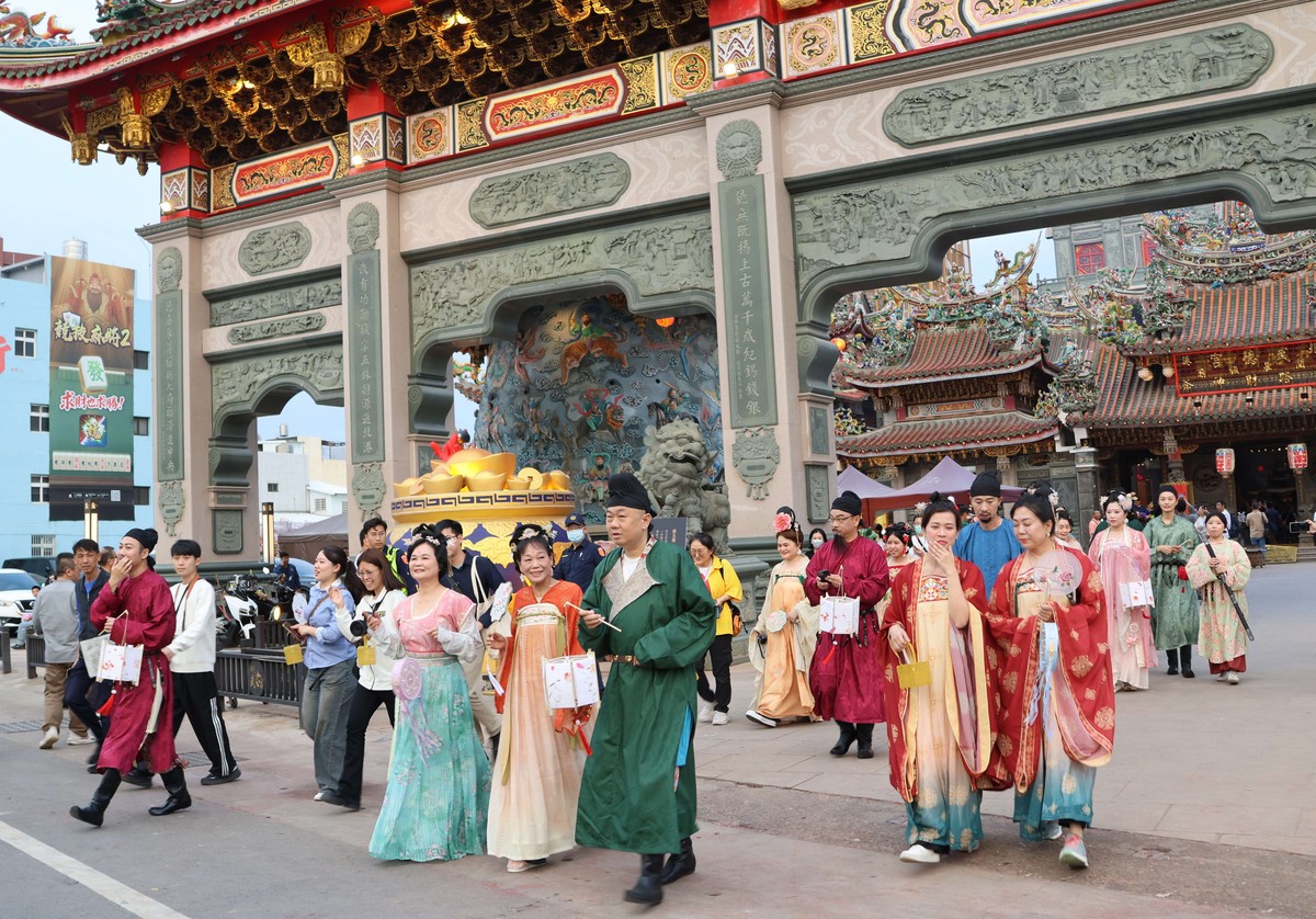 武德新唐社別出心裁慶週年 唐裝Cosplay提燈踩街 重現盛唐風華