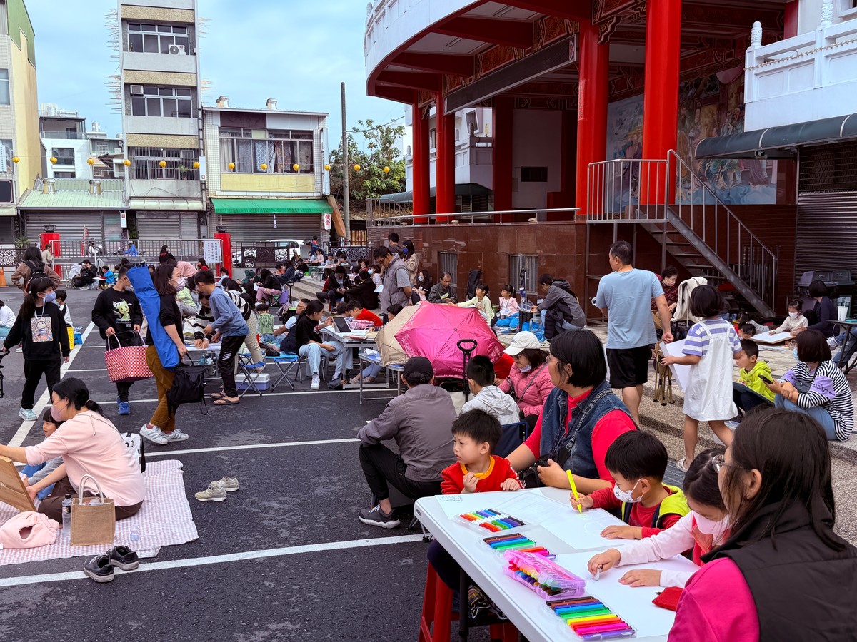 九華山地藏庵親子寫生比賽溫馨登場　傳承畫都精神、共繪元宵之美