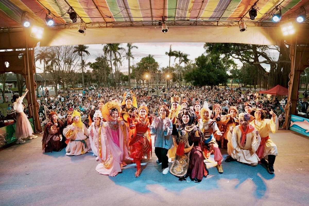 屏東燈節熱度加溫 風神寶寶《火焰山》掀親子觀劇熱潮 最後一週倒數　邀民眾把握時機共賞璀璨光影     