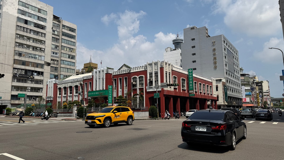 新青安2.0確定7月退場！央行理事一句「股市賺飽了」，直接送走首購族