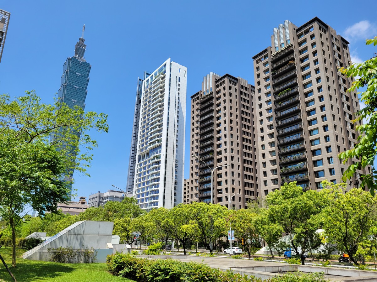 避險又抗通膨! 他長抱「台北信義」10年增值逾3千萬  長抱就賺? 2025年信義區轉售獲利的豪宅還有這些