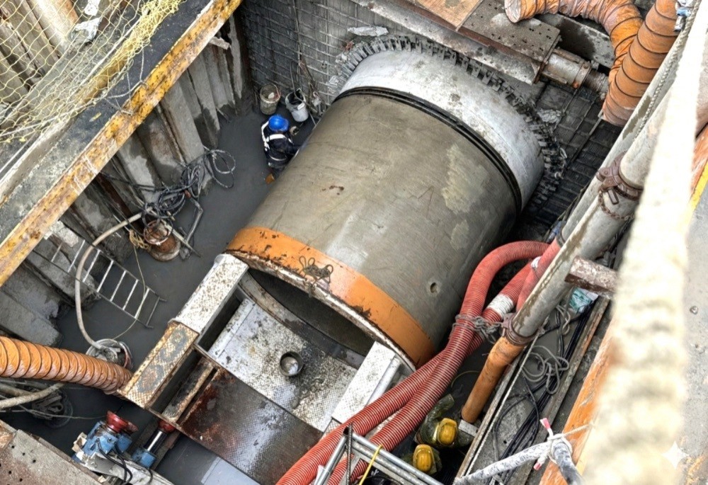 塭仔圳告別「天空蜘蛛網」！潛盾機啟動 13座高壓電塔拆除倒數