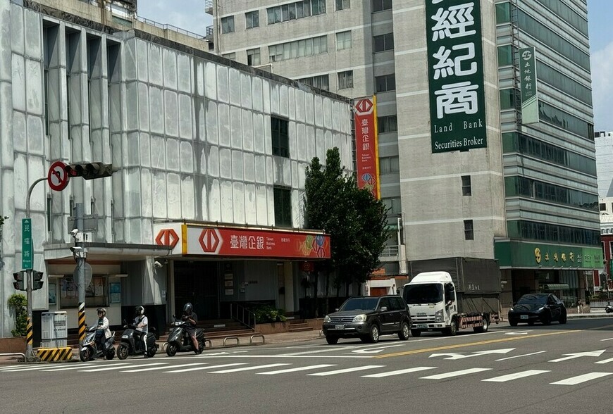 新青安拉抬、限貸令打趴！彰化房市「雲霄飛車」5季急凍，透天厝跌回起漲點