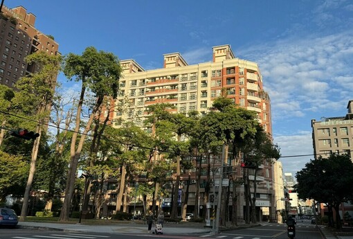 被公告「欠費戶」怒告管委會求償10萬！法院判決出爐：這不算侵害名譽權